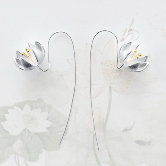 NEW 925 Sterling Silver Two Tone Flower Earrings - Picture 5 of 6